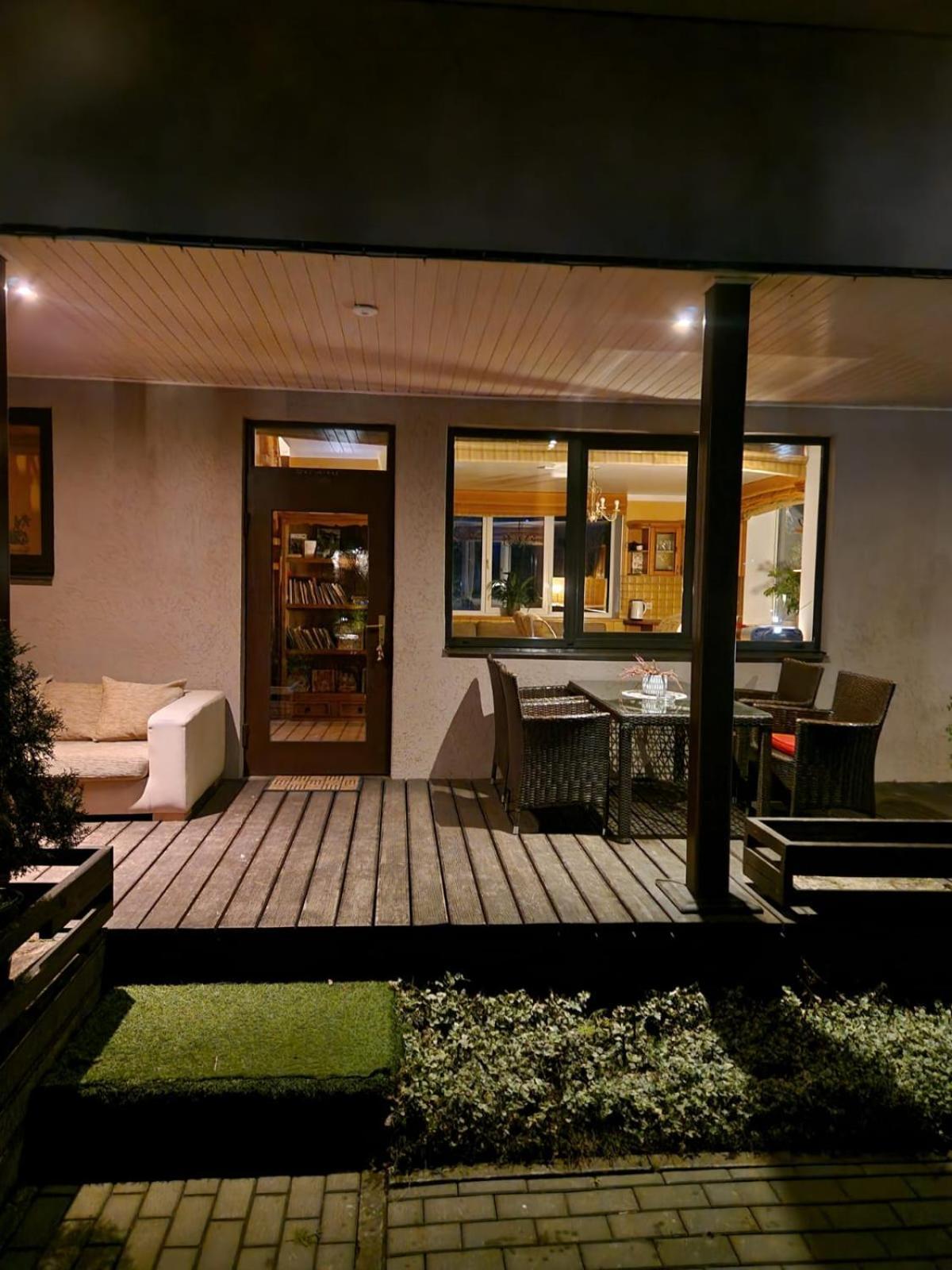Family House Apartments Salacgriva Bagian luar foto