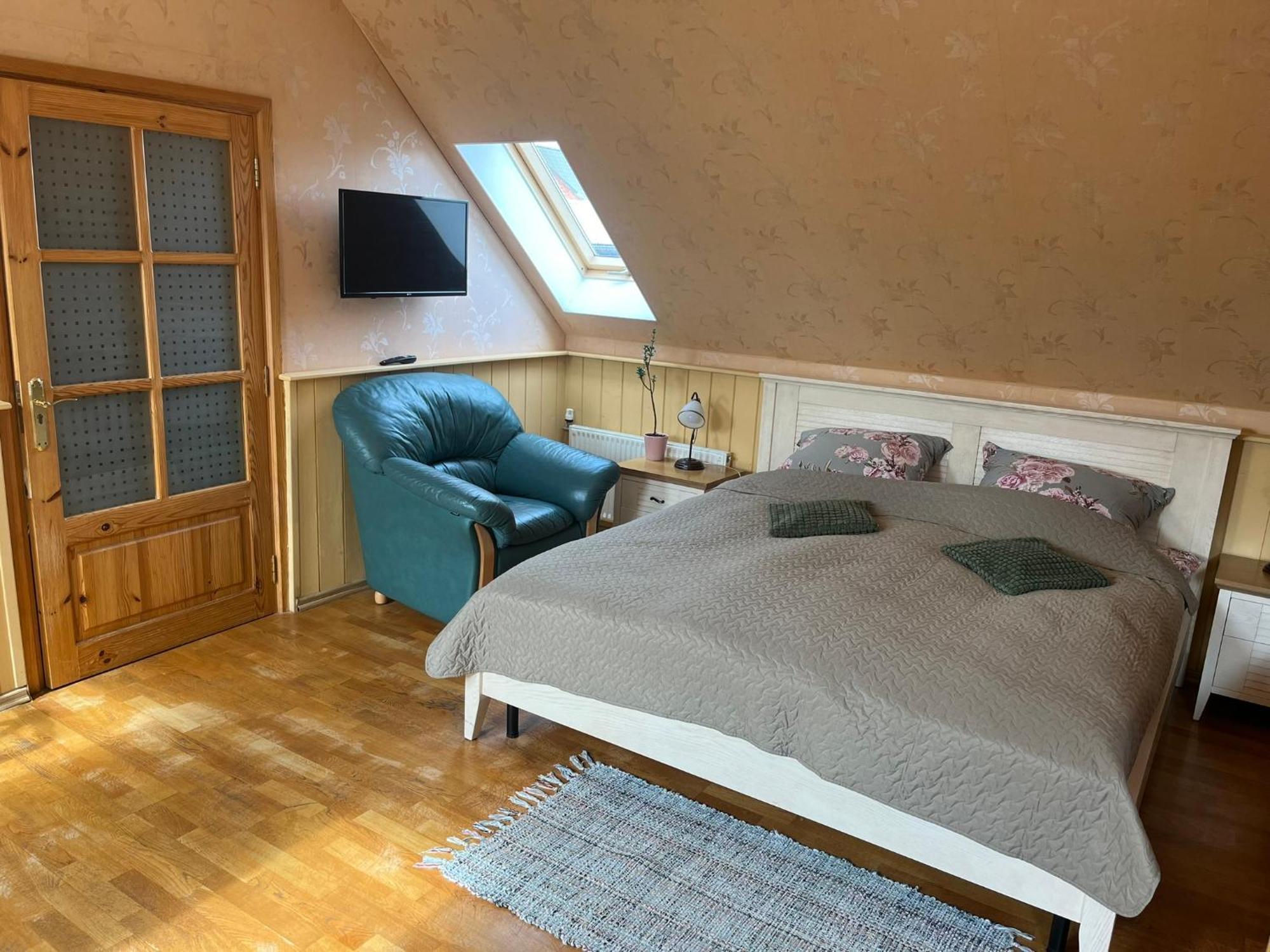 Family House Apartments Salacgriva Bagian luar foto