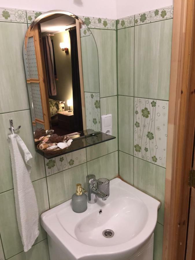 Family House Apartments Salacgriva Bagian luar foto