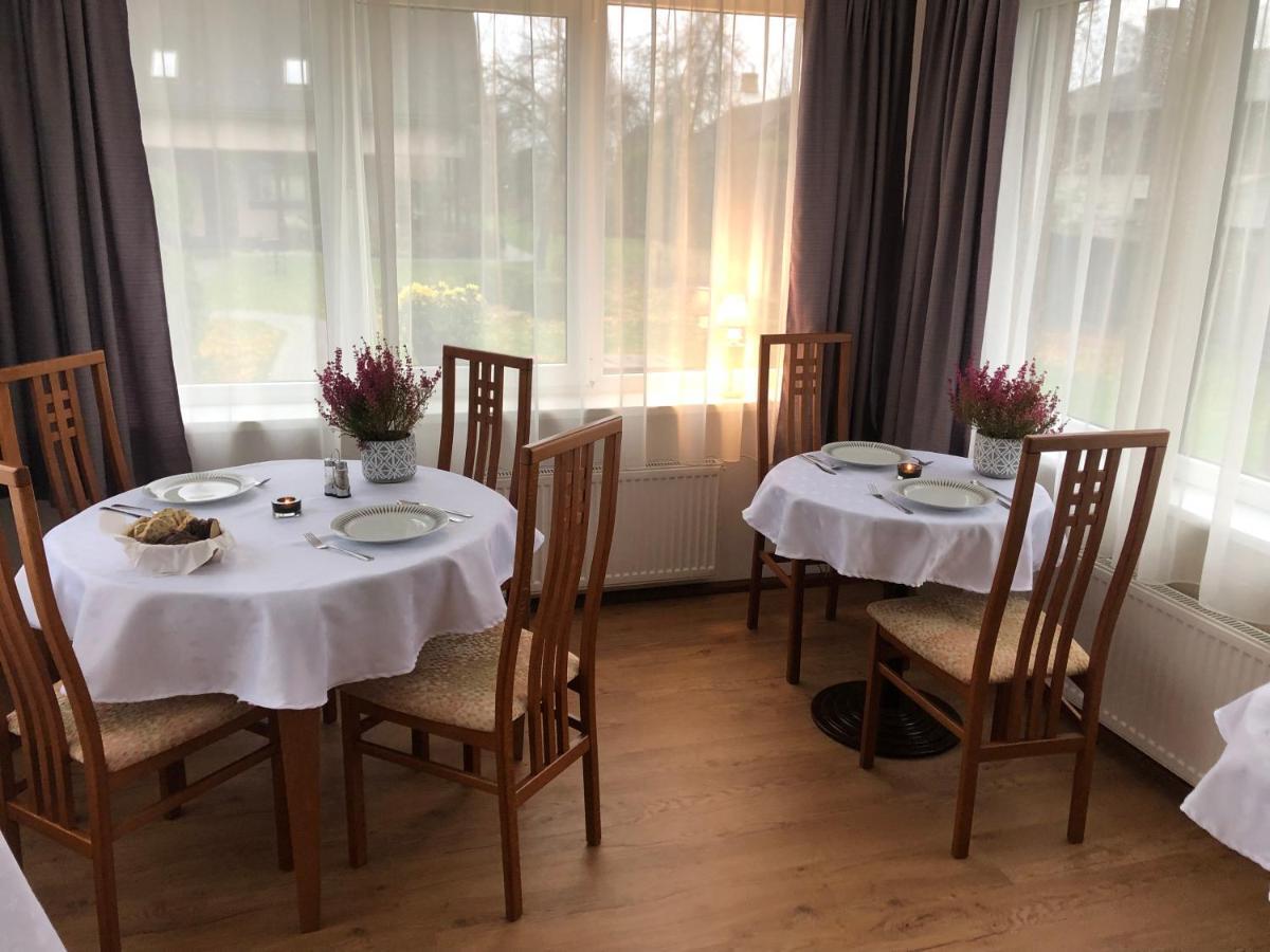 Family House Apartments Salacgriva Bagian luar foto